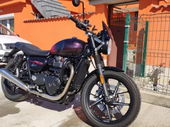 triumph bonneville street twin →