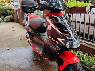 aprilia sr 50 ditech 50 cm3, 2000 god.