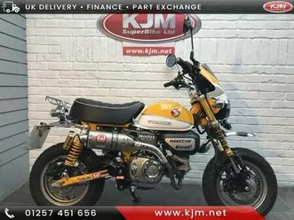 honda z125 monkey bike, 2020/20, just 22406 miles in yellow