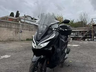 honda pcx 125