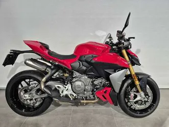 ducati streetfighter v2 s rood