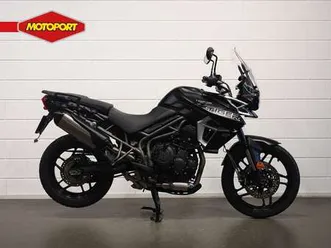 triumph tiger 800 xrx zwart