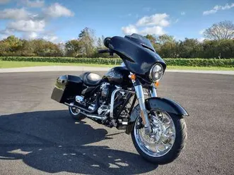 harley-davidson street glide