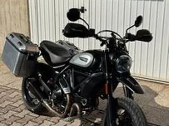 ducati scrambler icon dark 800 +6k accessori