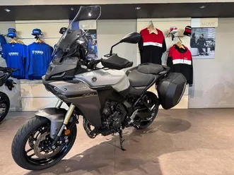 yamaha tracer 9 gt y-amt 890 cc