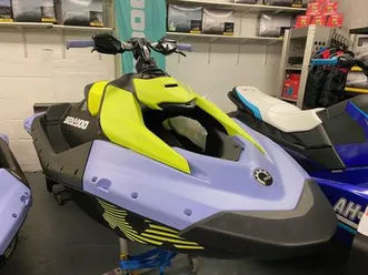 sea-doo spark 1up trixx 90 —massive £1300 saving and 4 yr warranty