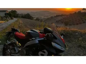 vendo aprilia rs 660 (2020 - 24) usata a como (codice 9860881) - moto.it