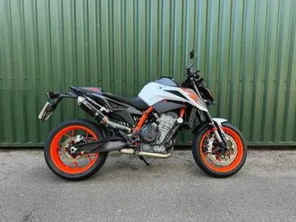 ktm 890 duke r 2020 white 7000 miles quickshifter plus extras gr moto can