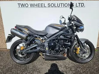 triumph street triple r 675 abs in outstanding condition