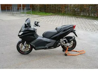 aprilia srv 850 *arrow *malossi *carplay