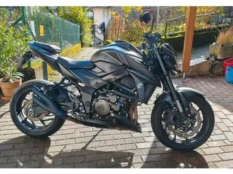 suzuki gsx-s750 black edition inkl. zubehör