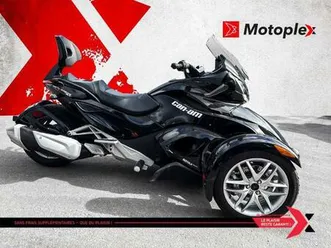 2013 can-am spyder st sm5
