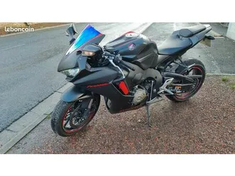 vend ou echange cbr 1000rr fireblade 2018