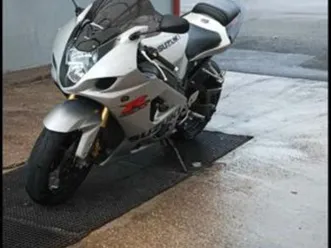 moto gsxr 1000k4