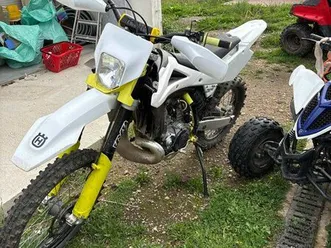 husqvarna wr 300 enduro – 2009 – homologuée route – refaite à neuf ?