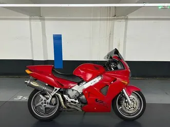 honda vfr 800 fi