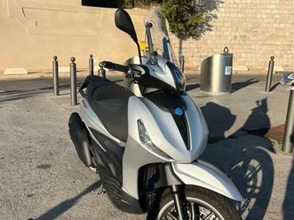 piaggio beverly 400s
