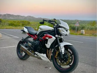 triumph street triple r
