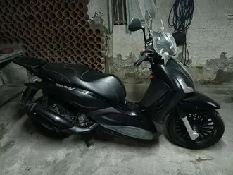 piaggio beverly 300 nero