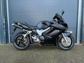 honda vfr 800 dark abs rc46