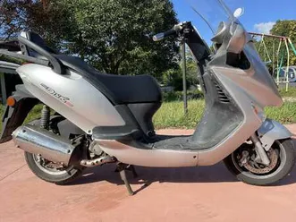 kymco grand dink 250