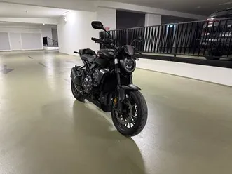 honda cb1000r black edition 2022., 2022 god.