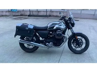 vendo moto guzzi v7 iii limited (2018) usata a treviolo (codice 9861151) - moto.it