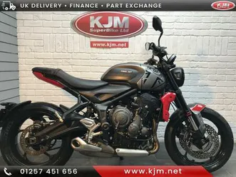 triumph trident triumph 660, 2021/71, 1 owner, 6,060 miles with fsh 660 cc