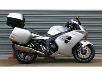 triumph sprint gt 1050 abs 2012