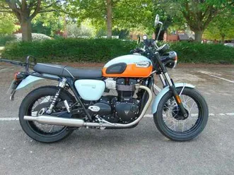 triumph 900 bonneville t100 2022, 4932 miles, 1 owner from new, hpi clear,