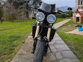 triumph street triple 675 nero