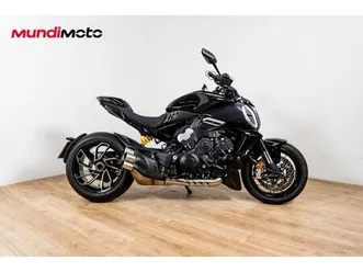 ducati diavel v4
