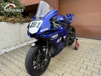 yamaha yzf-r1