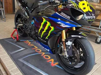 yamaha r1 rn22 racebike/rennstrecke/racingbike tc/quickshifter