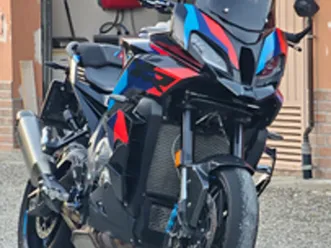 bmw m1000xr m performance