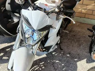 honda cb 1000 r bianco