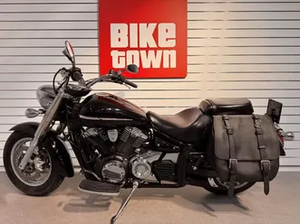 yamaha xvs 1300 a midnight star i superskick • 2011