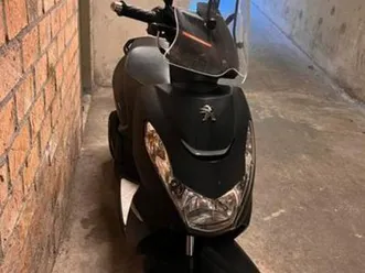 peugeot kisbee 2021 - zo goed als nieuw! — scooters | peugeot — marktplaats