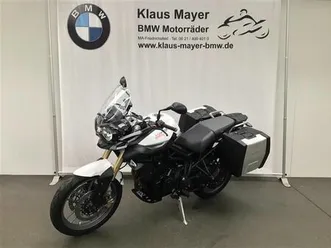 triumph tiger 800