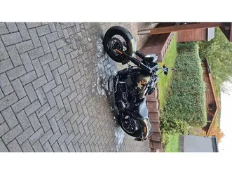 harley-davidson softail slim s