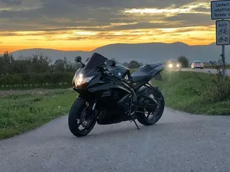 suzuki gsx-r 750 macht ein angebot !!!