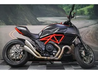 2015 ducati diavel carbon