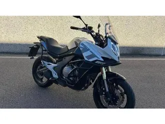 vendo cfmoto 650mt (2021 - 24) usata a rosate (codice 9862695) - moto.it