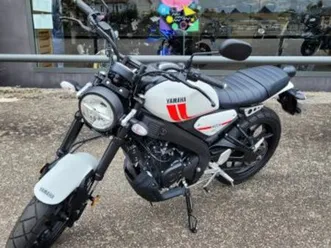 yamaha xsr 125 2024 125 cm3 | moto roadster | 3 811 km | blanc | 27300 menneval