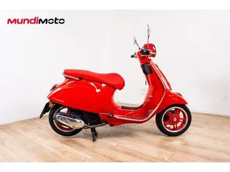 piaggio vespa 125 primavera 3v red abs
