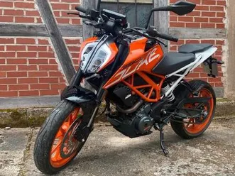 ktm duke 390