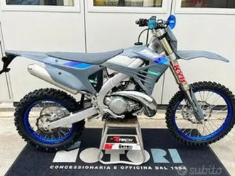 tm 300 fi es 2t 2025 ultimo pezzo demo