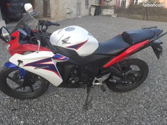vends honda cbr 125 r