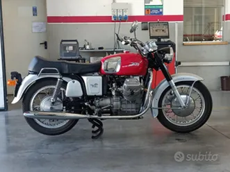 guzzi epoca v7 700 - targa oro fmi
