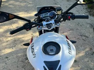 triumph street triple r